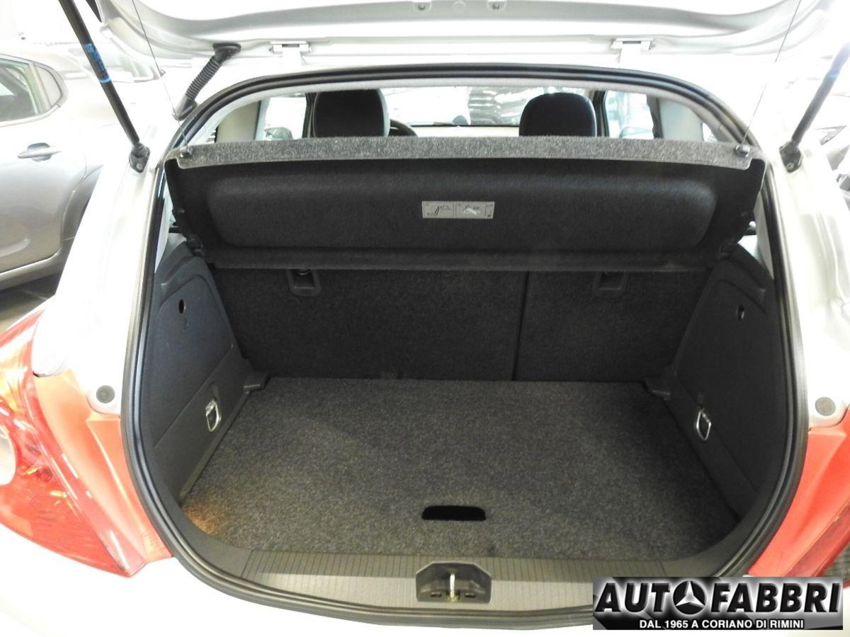 Opel Corsa 1.2 80CV 3 porte GPL-TECH Enjoy (9)