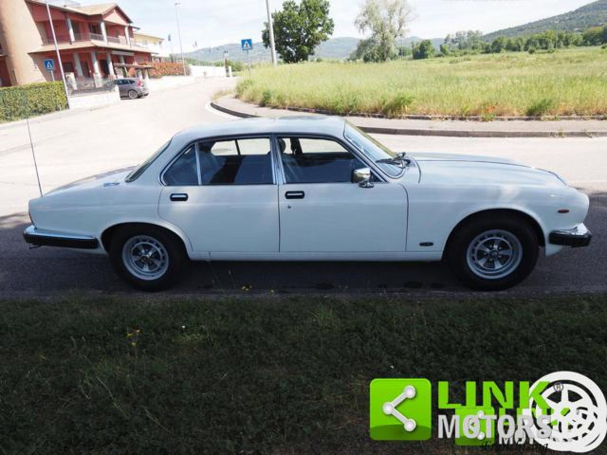 Jaguar XJ6 4.2 (4)