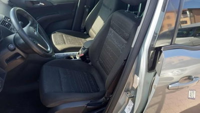 Opel Meriva 1.3 CDTI 95CV ecoFLEStart&Stop Cosmo (9)