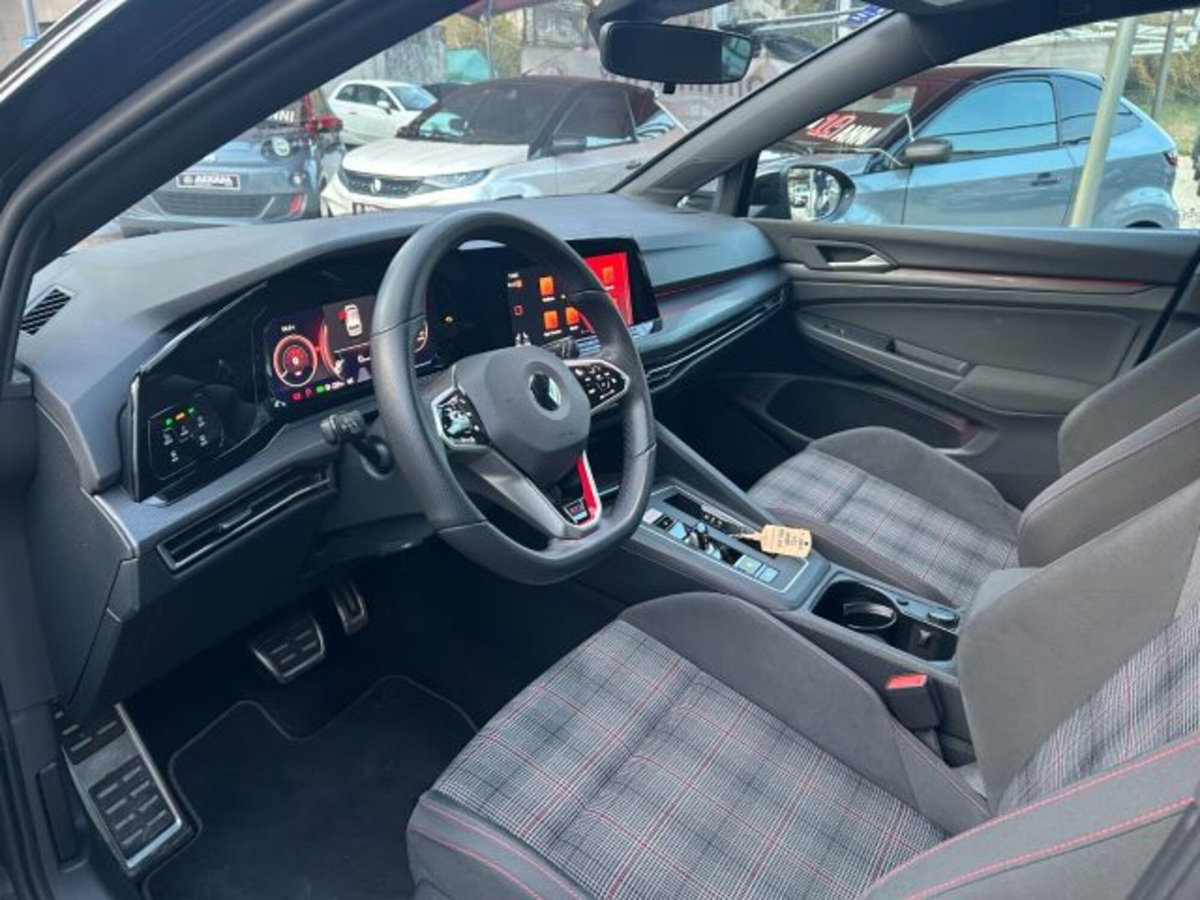Volkswagen Golf 2.0 TSI GTI DSG (10)