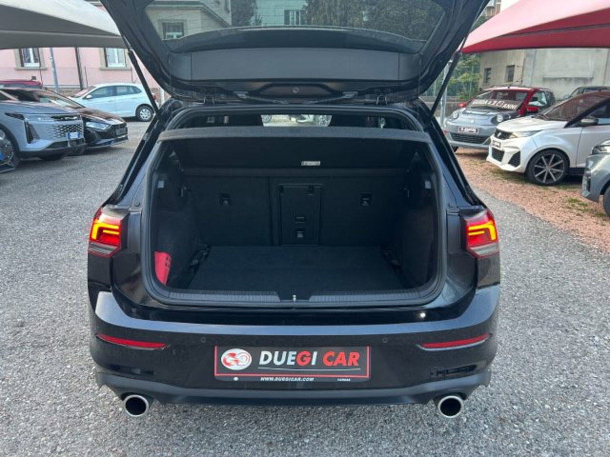 Volkswagen Golf 2.0 TSI GTI DSG (9)