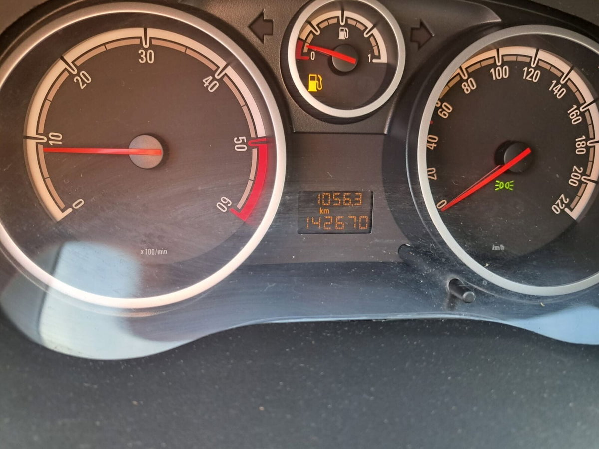 Opel Corsa 1.3 CDTI 75CV F.AP. 3 porte Edition (19)