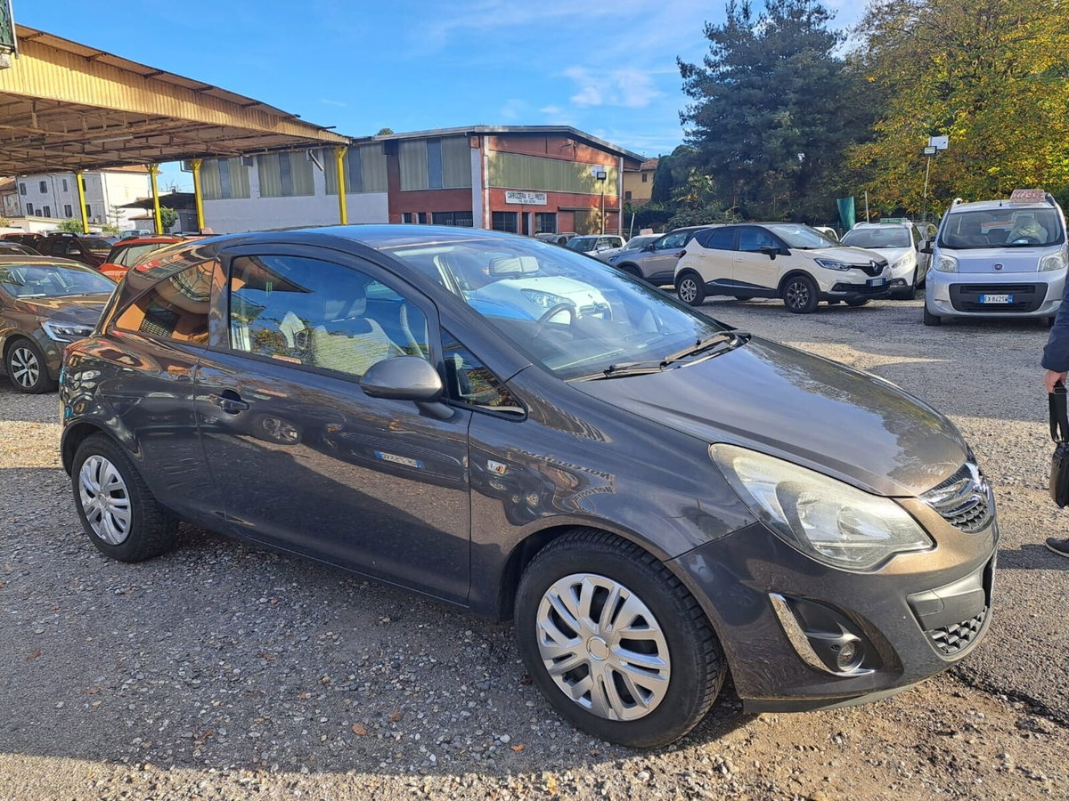 Opel Corsa 1.3 CDTI 75CV F.AP. 3 porte Edition (4)