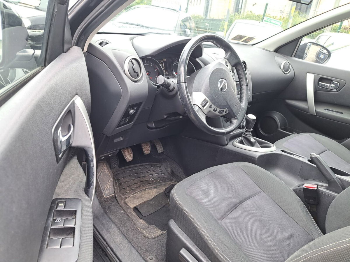 Nissan Qashqai 1.5 dCi DPF Acenta (18)