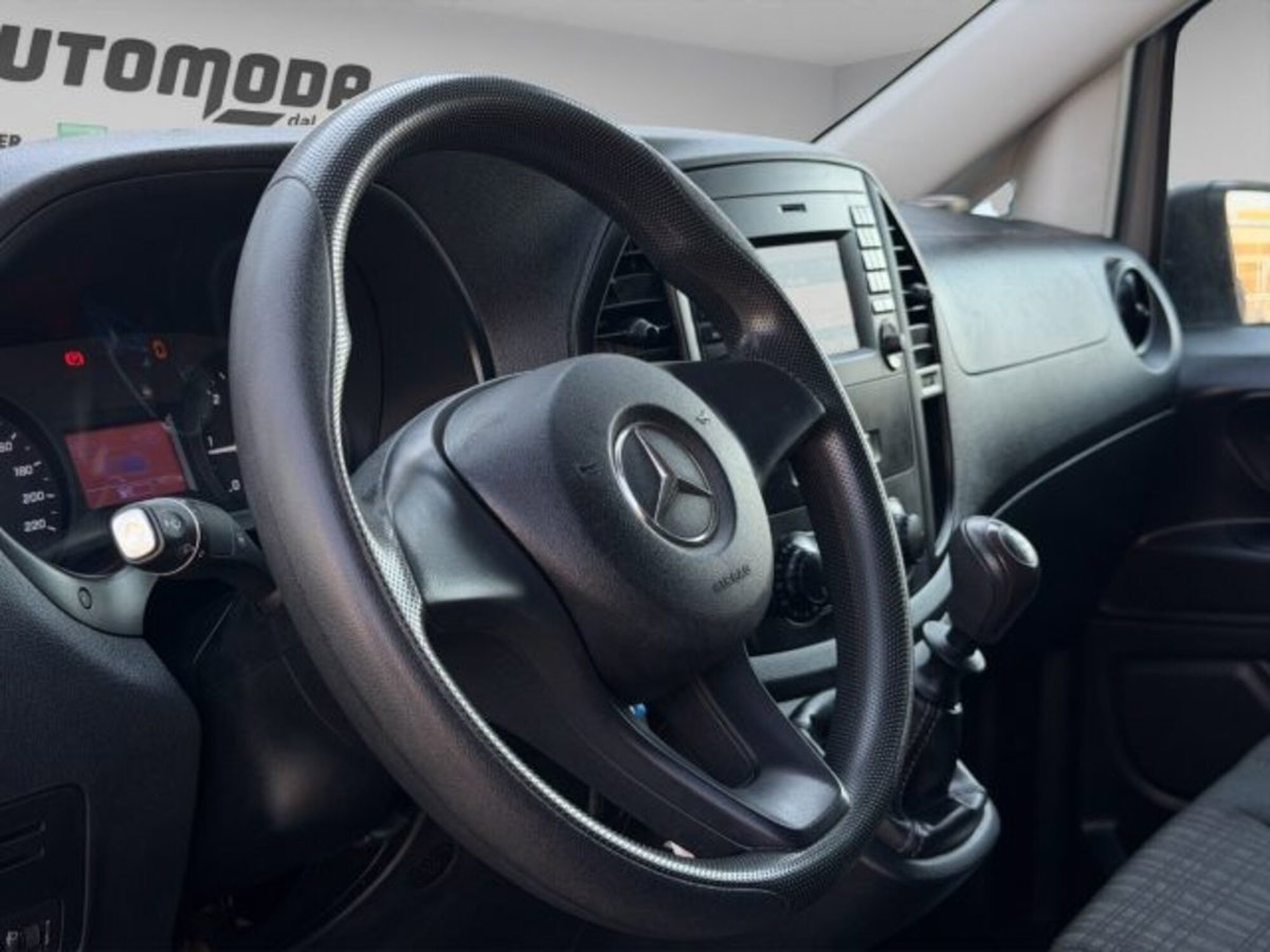Mercedes-Benz Vito 2.2 113 CDI Kombi Crew Long (11)