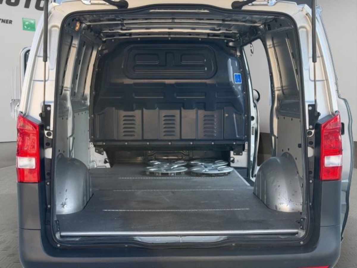 Mercedes-Benz Vito 2.2 113 CDI Kombi Crew Long (15)
