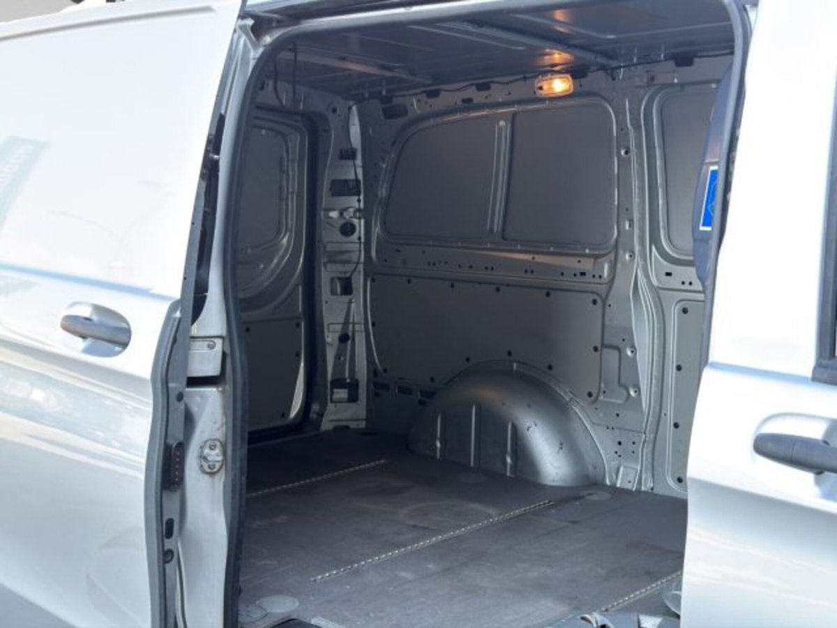 Mercedes-Benz Vito 2.2 113 CDI Kombi Crew Long (8)