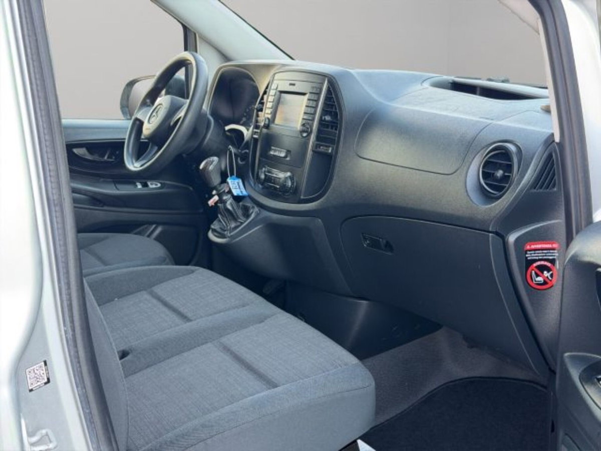 Mercedes-Benz Vito 2.2 113 CDI Kombi Crew Long (9)