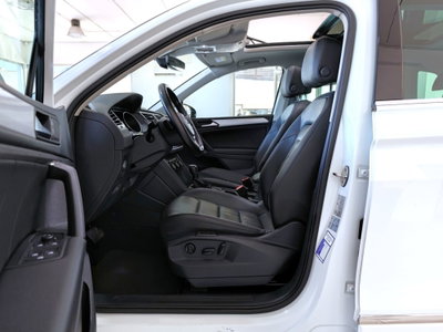 Volkswagen Tiguan 2.0 TDI SCR DSG Sport BlueMotion Technology (11)