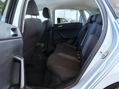 Volkswagen Polo 1.0 tsi Life 95cv (17)