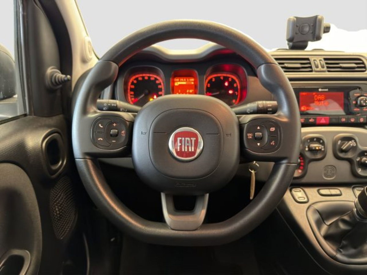 Fiat Panda 1.0 FireFly S&S Hybrid City Cross (13)