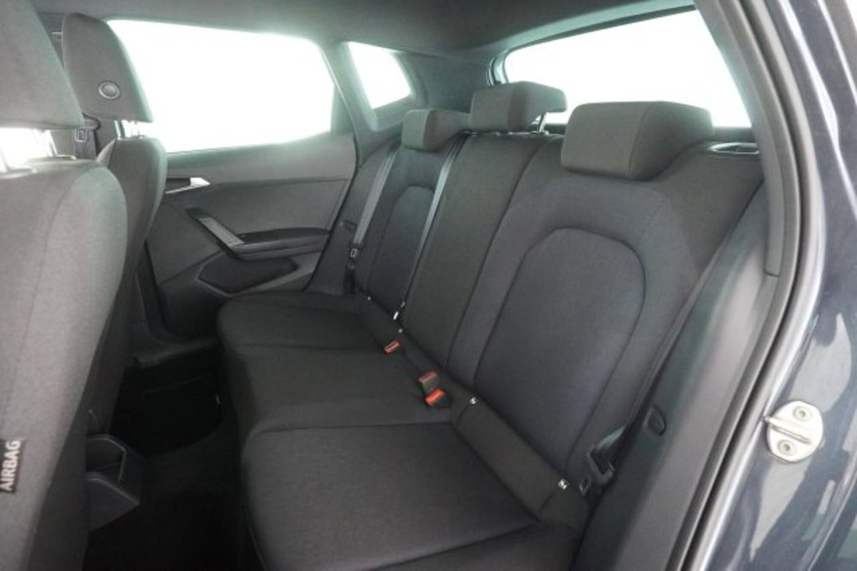 SEAT Arona 1.0 EcoTSI 115 CV DSG FR (2)