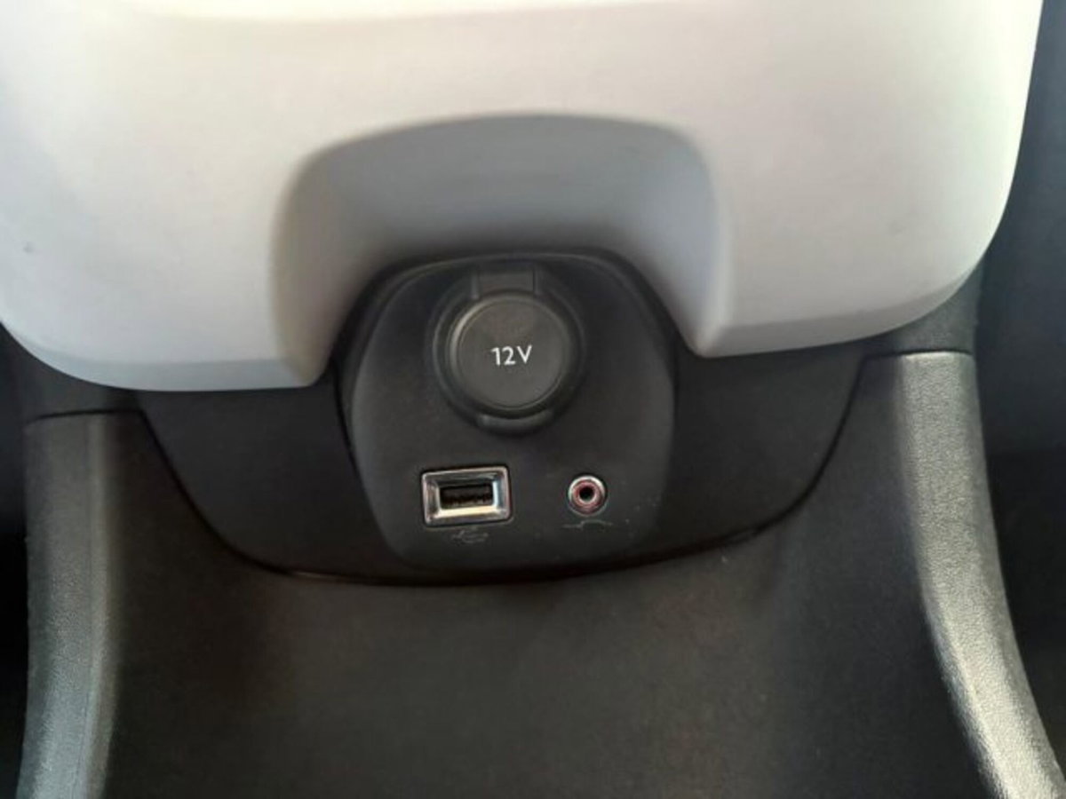 Citroen C1 C1 VTi 68 5 porte Feel (11)