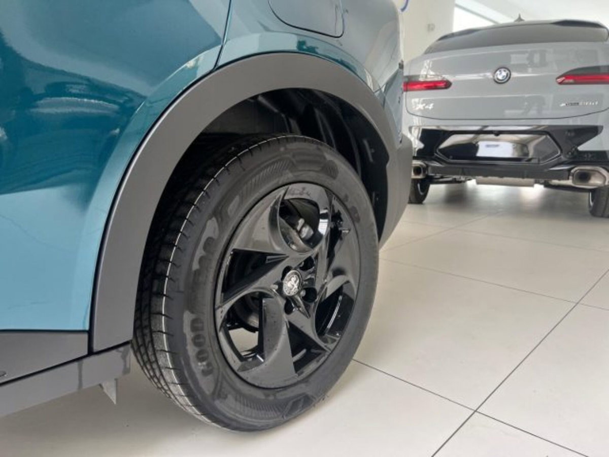 Alfa Romeo Junior 1.2 ibrida 145cv edct6 (13)