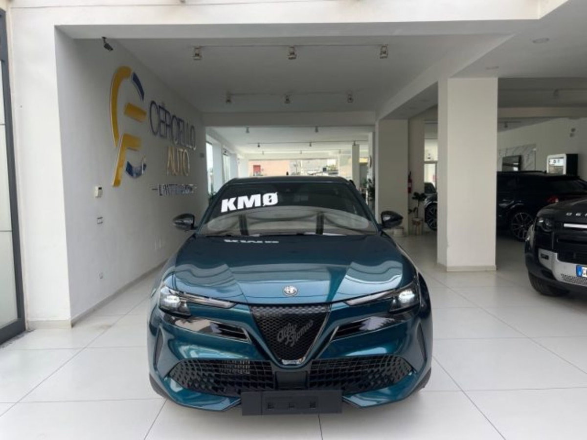 Alfa Romeo Junior 1.2 ibrida 145cv edct6 (2)