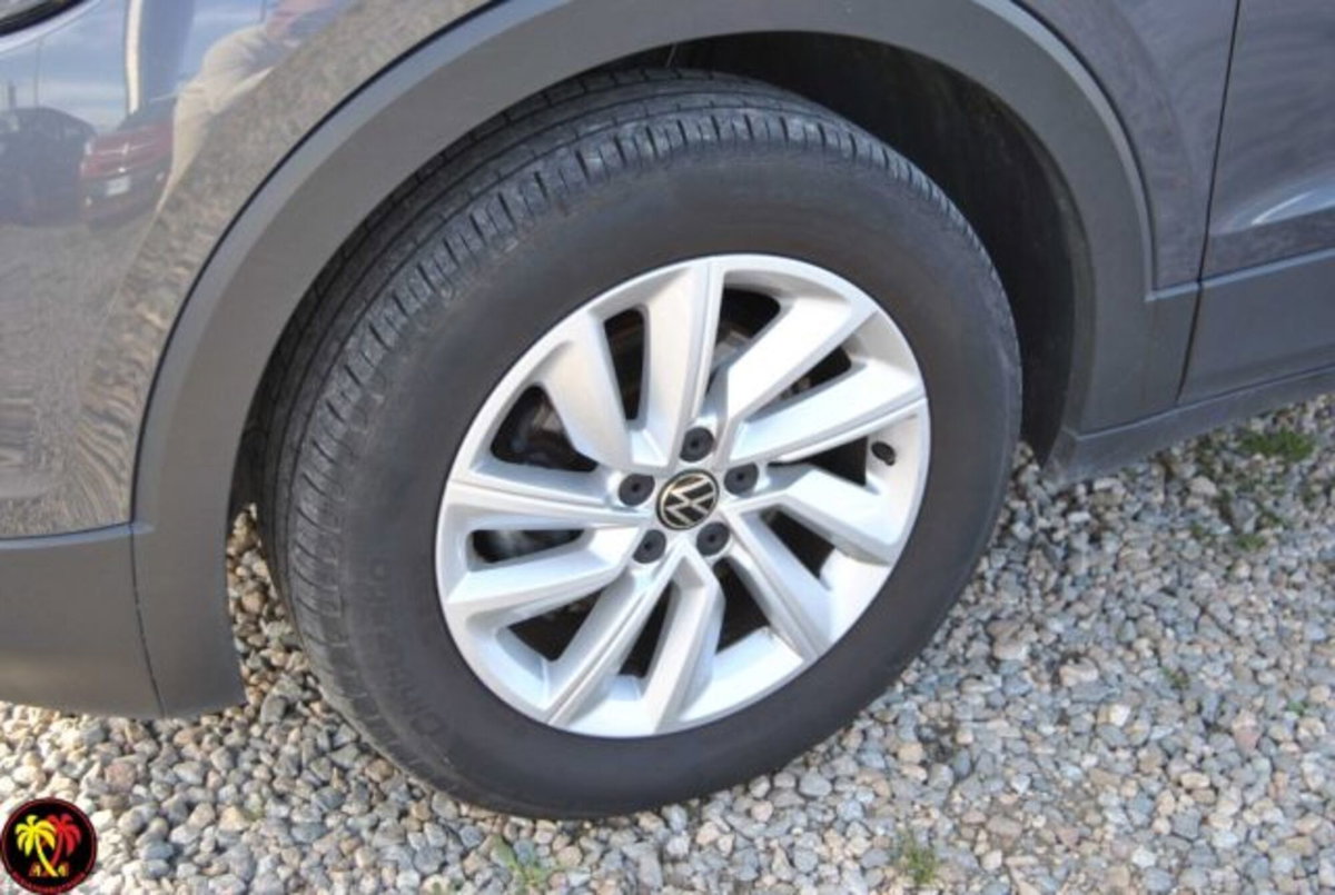 Volkswagen T-Cross 1.0 TSI Style BMT (4)