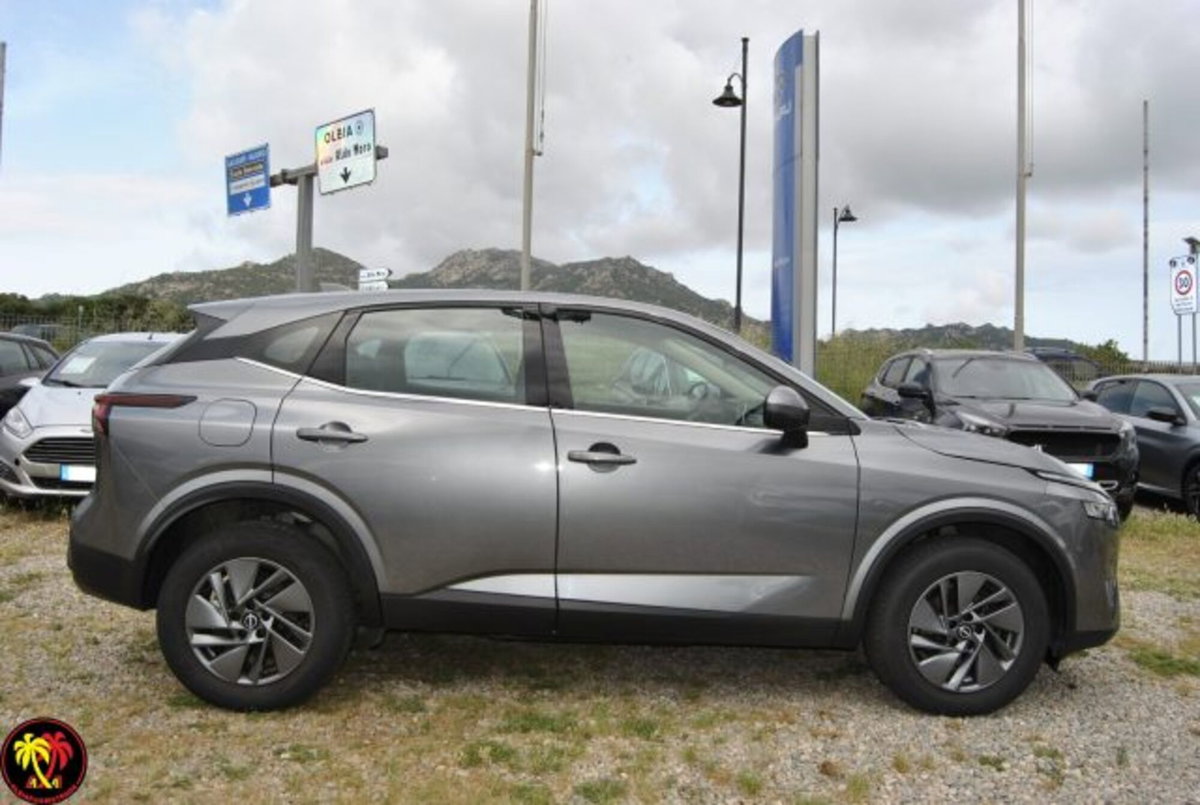 Nissan Qashqai 1.3 mhev Acenta 2wd 140cv (16)
