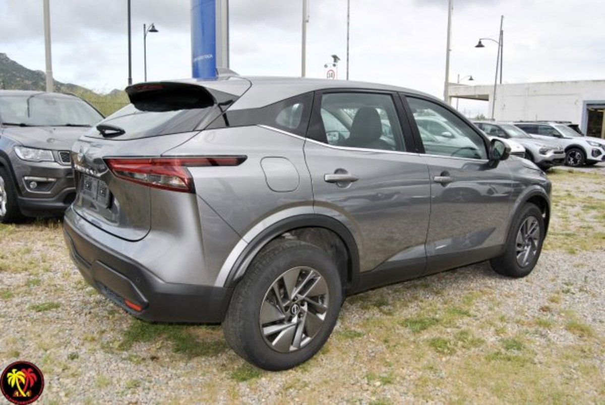 Nissan Qashqai 1.3 mhev Acenta 2wd 140cv (17)