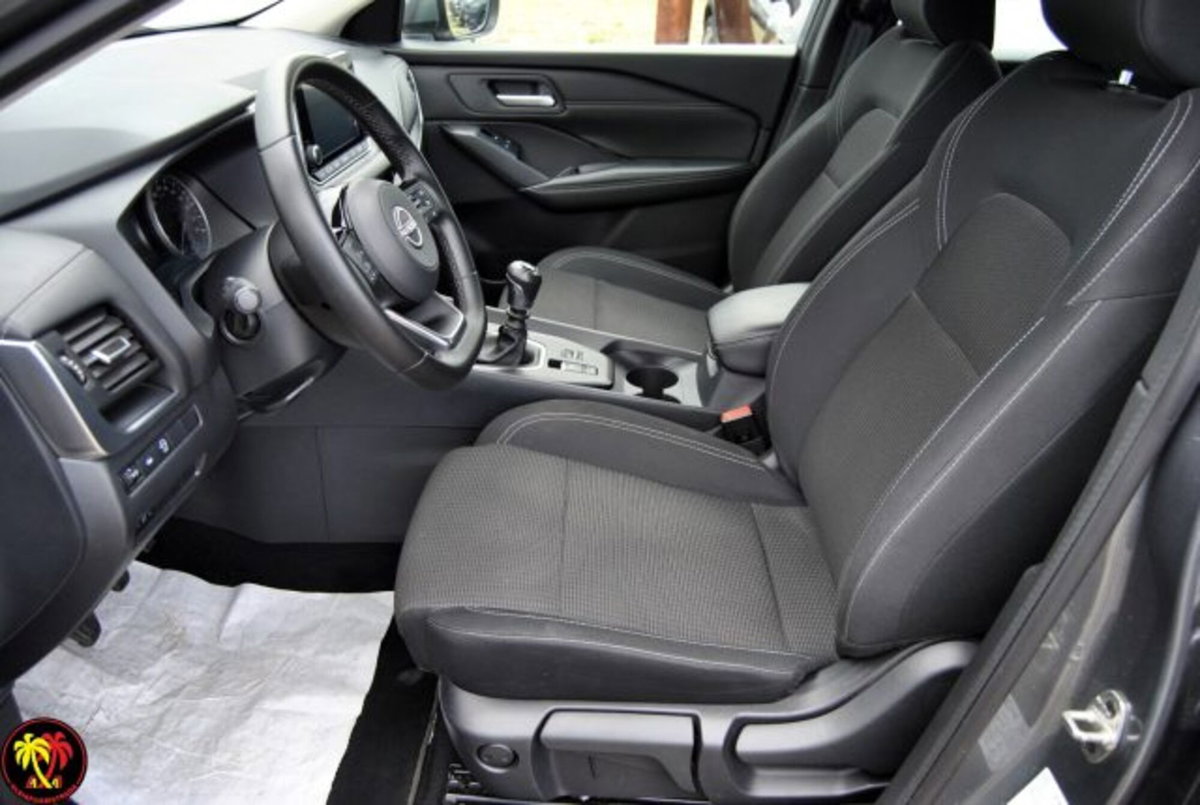 Nissan Qashqai 1.3 mhev Acenta 2wd 140cv (6)