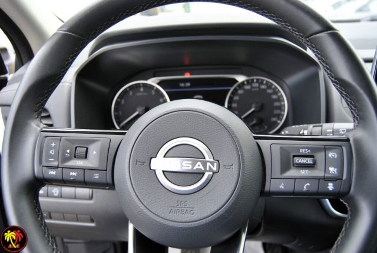 Nissan Qashqai 1.3 mhev Acenta 2wd 140cv (8)