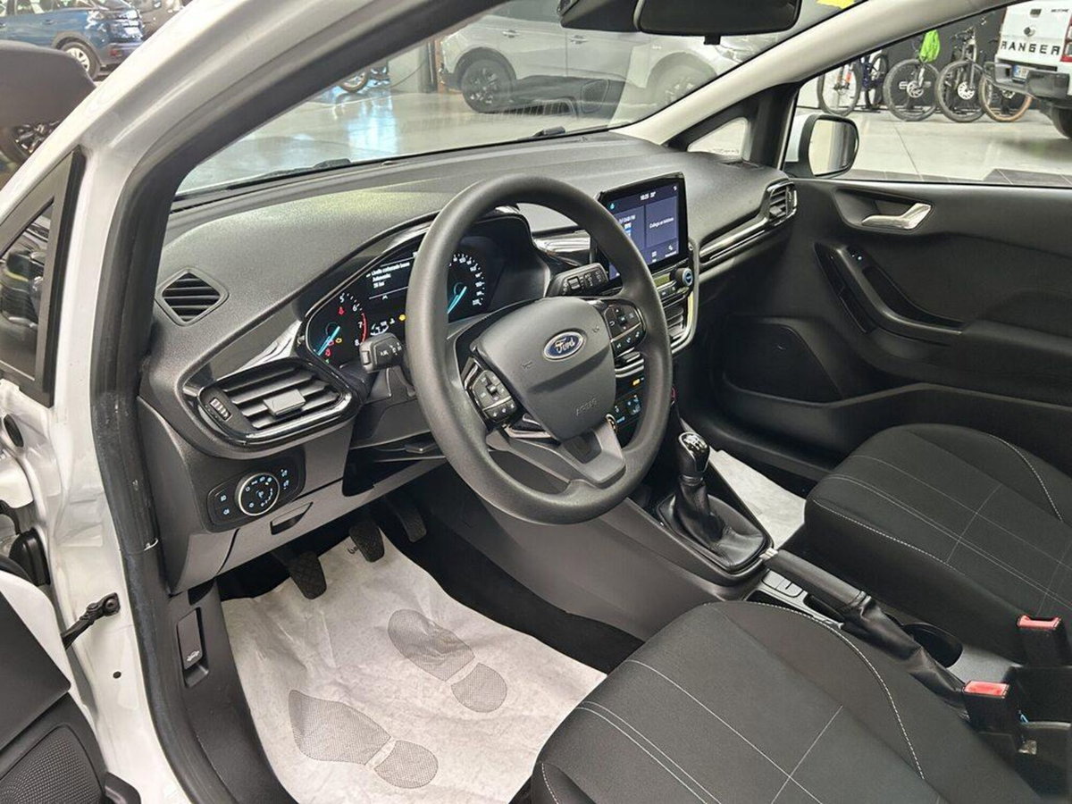 Ford Fiesta 1.1 85 CV 5 porte Plus (8)