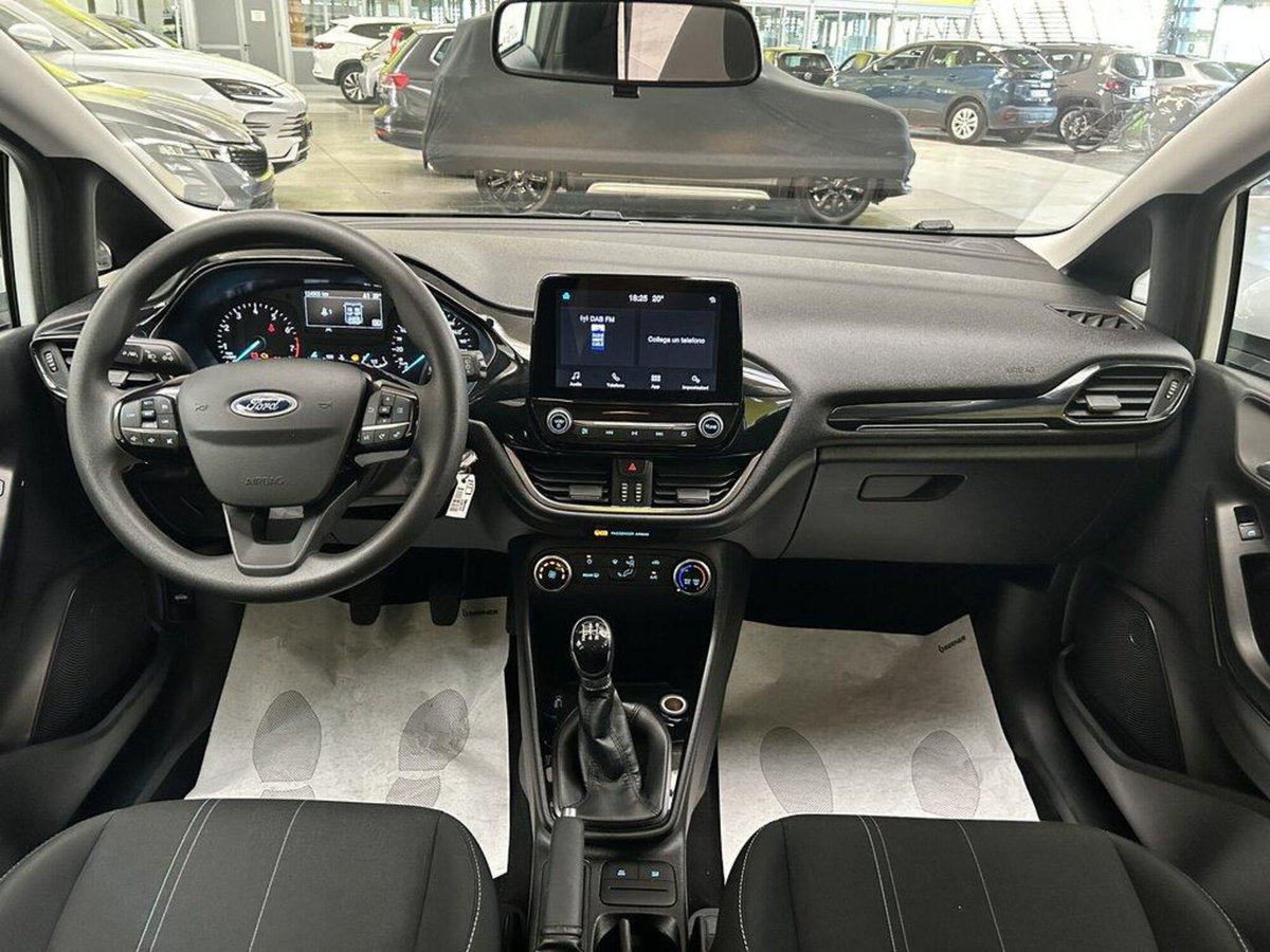 Ford Fiesta 1.1 85 CV 5 porte Plus (9)
