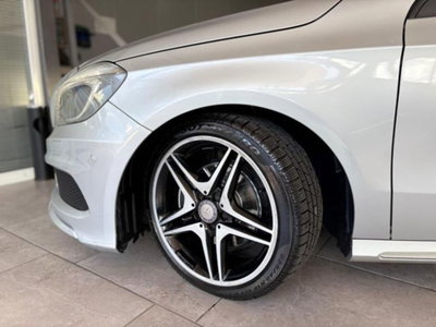 Mercedes-Benz Classe A 200 CDI Premium (10)