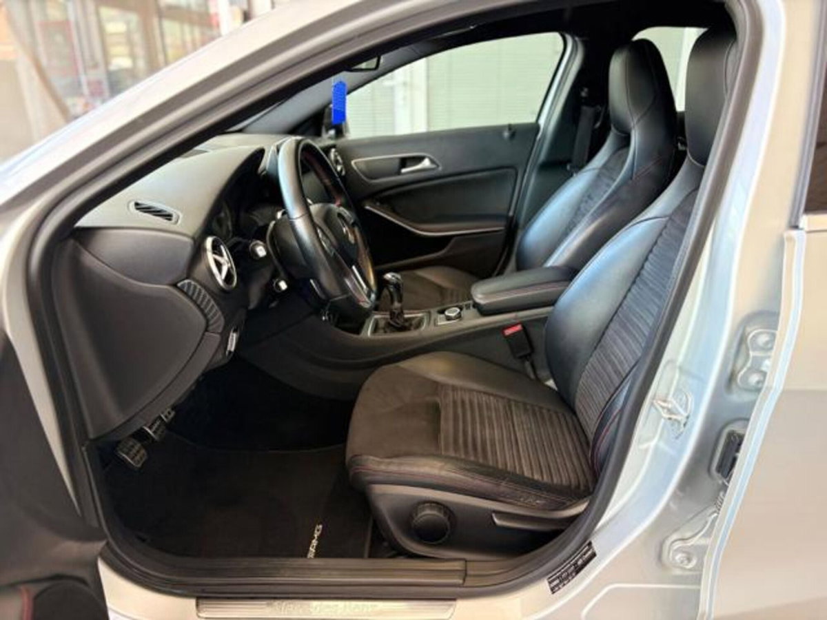 Mercedes-Benz Classe A 200 CDI Premium (12)
