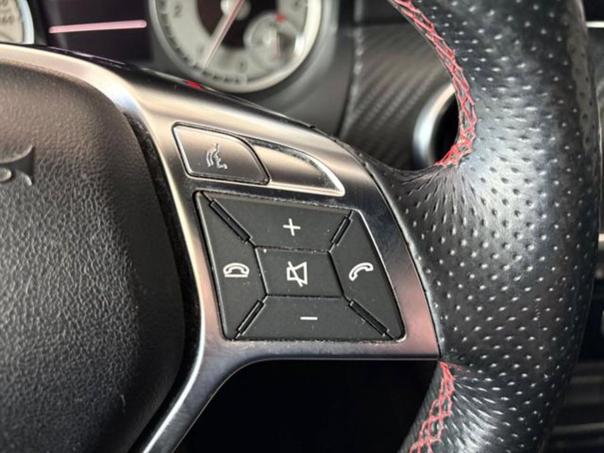 Mercedes-Benz Classe A 200 CDI Premium (15)
