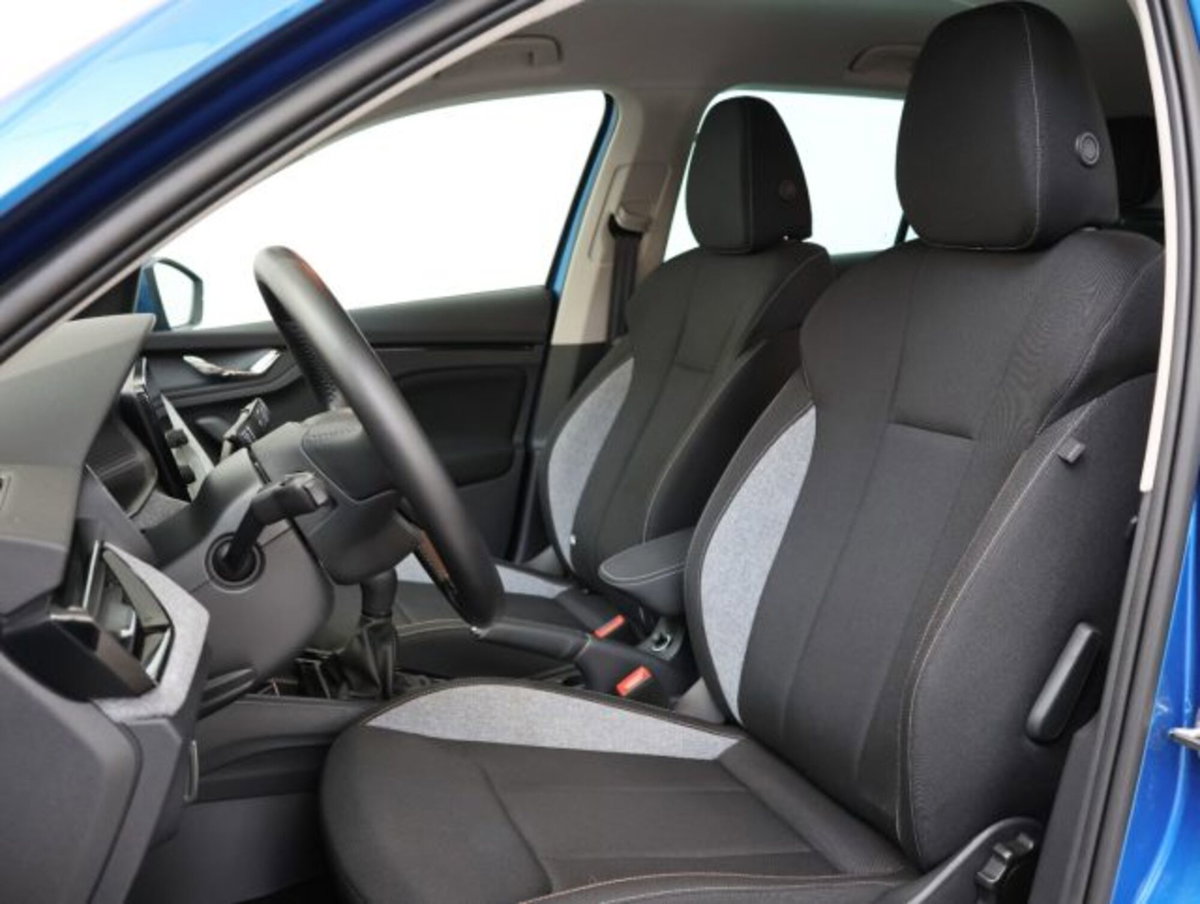 Skoda Kamiq 1.0 tsi Selection 115cv (8)