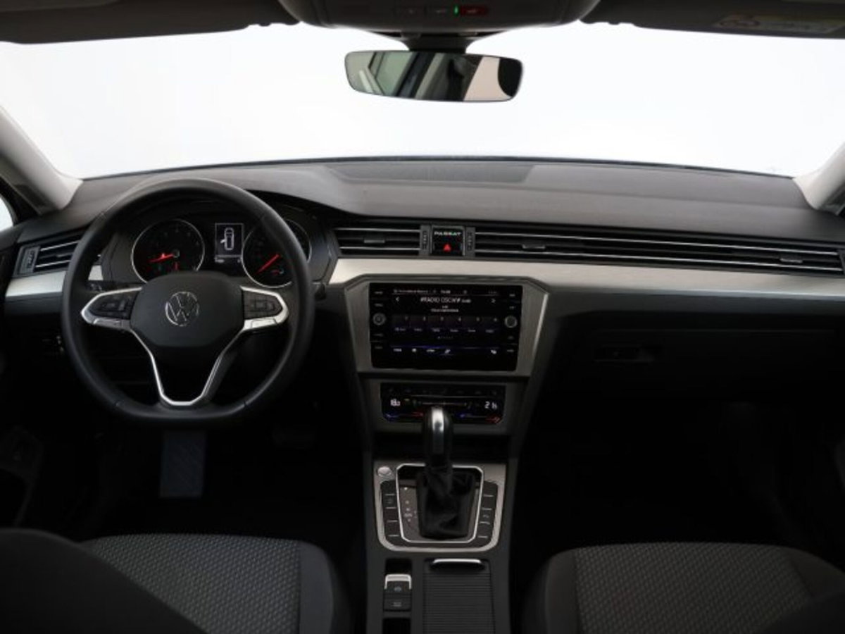 Volkswagen Passat Variant 1.5 TSI ACT DSG Business (13)