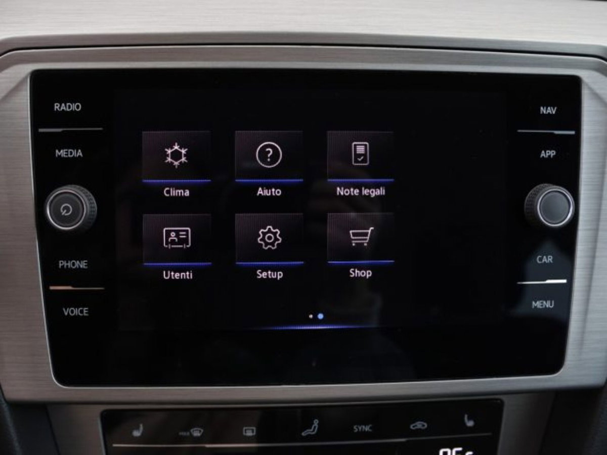 Volkswagen Passat Variant 1.5 TSI ACT DSG Business (20)