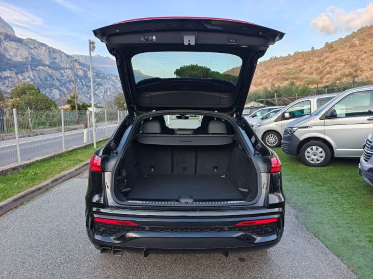 Audi Q5 Sportback 40 2.0 tdi mhev 12V S line Plus quattro s-tronic (17)