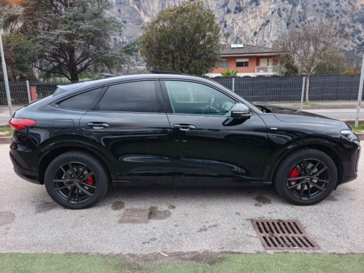 Audi Q5 Sportback 40 2.0 tdi mhev 12V S line Plus quattro s-tronic (6)