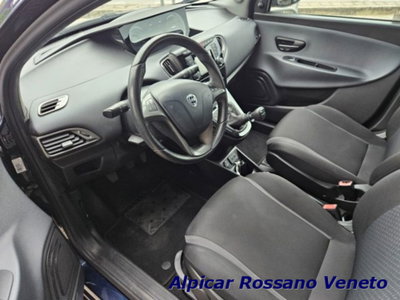 Lancia Ypsilon 1.2 69 CV 5 porte GPL Ecochic Gold (6)