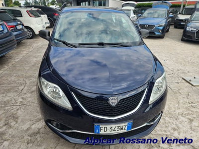 Lancia Ypsilon 1.2 69 CV 5 porte GPL Ecochic Gold (9)
