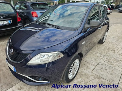 Lancia Ypsilon 1.2 69 CV 5 porte GPL Ecochic Gold (10)