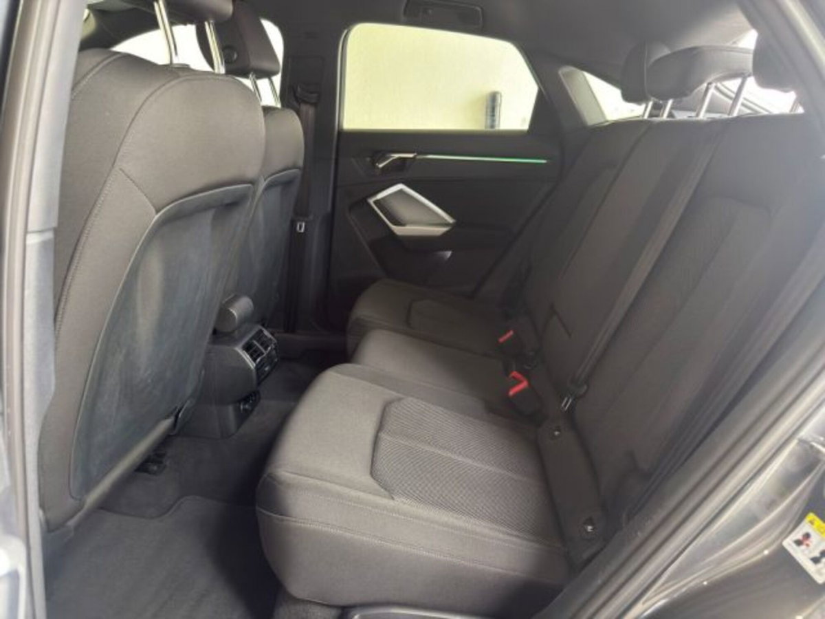 Audi Q3 Sportback 35 TDI quattro S tronic S line edition (10)