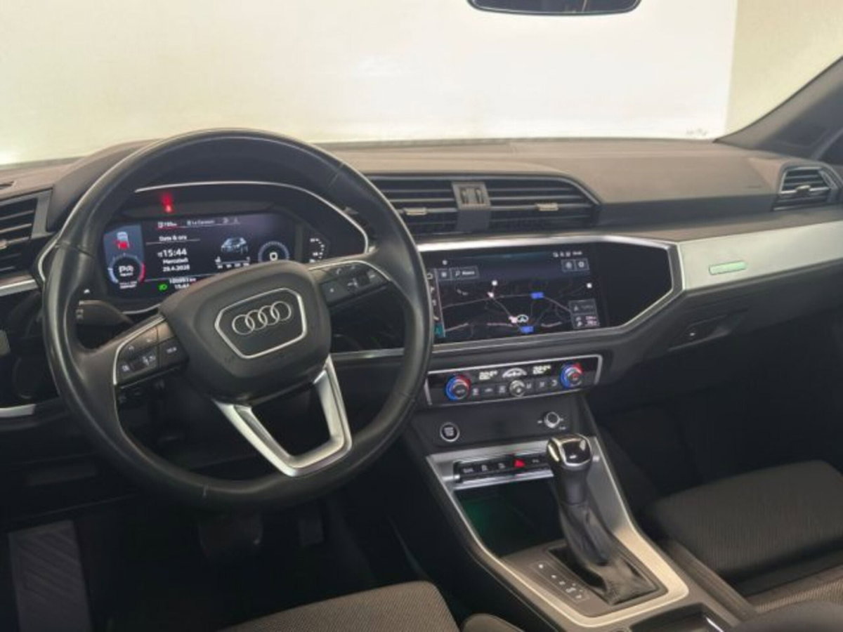 Audi Q3 Sportback 35 TDI quattro S tronic S line edition (9)