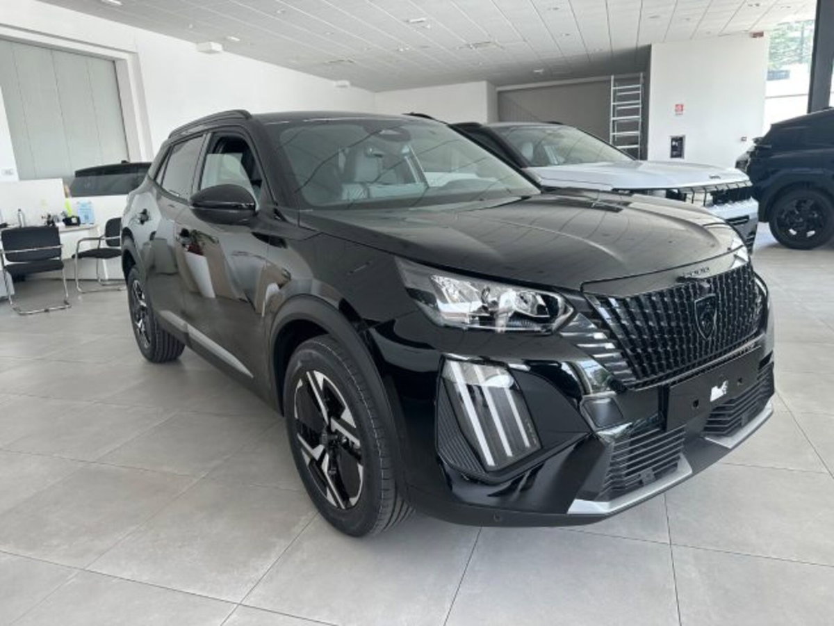 Peugeot 2008 PureTech 100 S&S Allure (2)