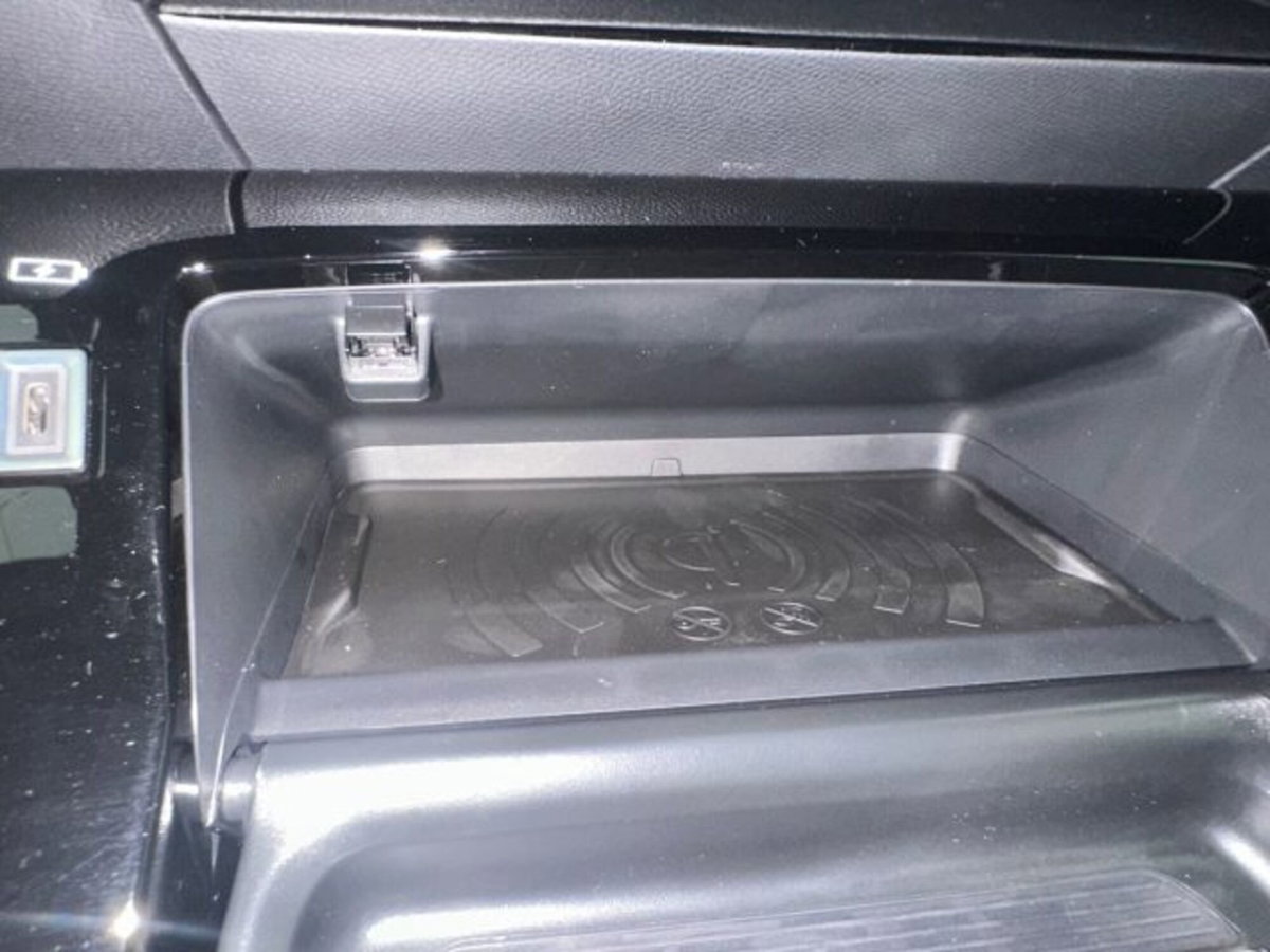 Peugeot 2008 PureTech 100 S&S Allure (8)
