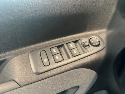 Peugeot Rifter BlueHDi 100 Allure Standard (10)