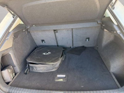 Audi Q3 45 TFSI e S tronic Business (13)