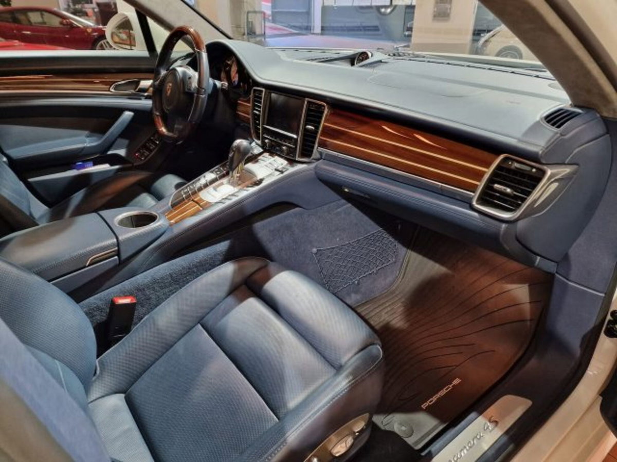 Porsche Panamera 4.8 4S (13)