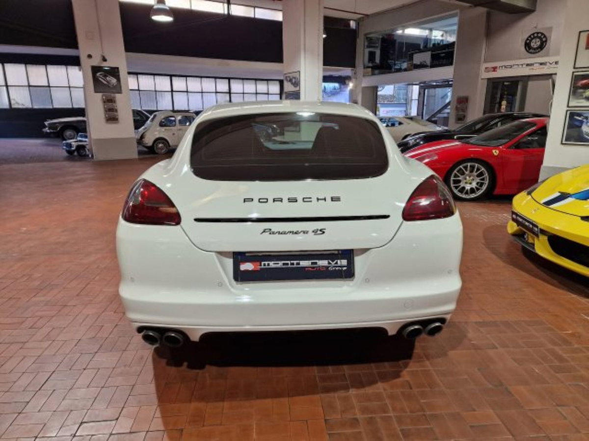 Porsche Panamera 4.8 4S (5)