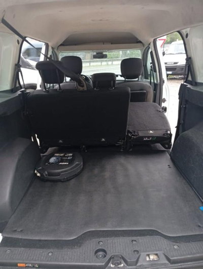 Dacia Dokker Stepway 1.5 Blue dCi 8V 95CV (10)