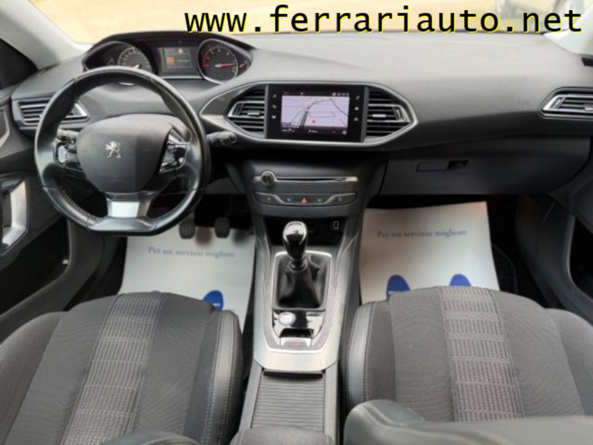 Peugeot 308 SW BlueHDi 130 S&S Allure (15)