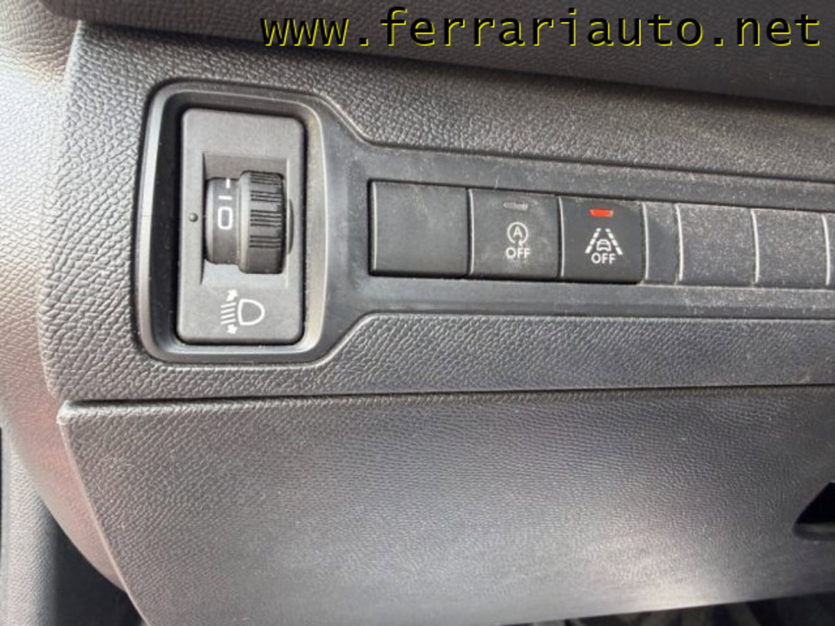 Peugeot 308 SW BlueHDi 130 S&S Allure (17)