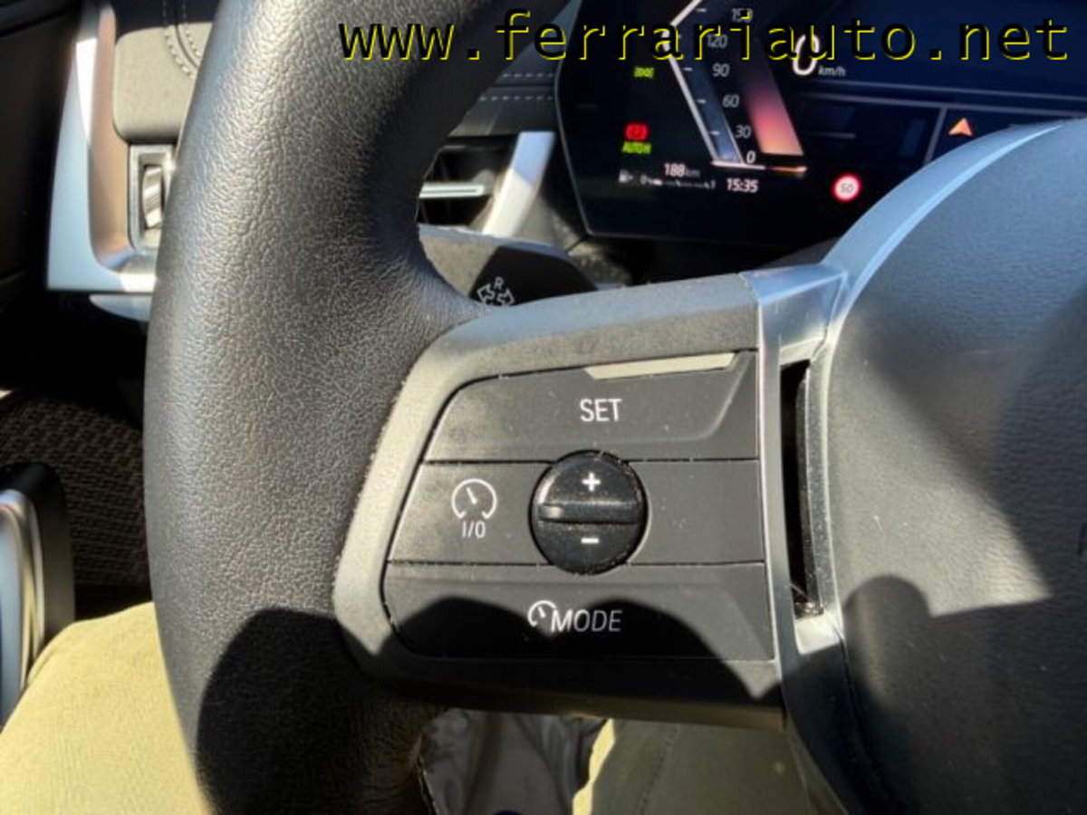 BMW X1 sDrive 18d xLine (19)