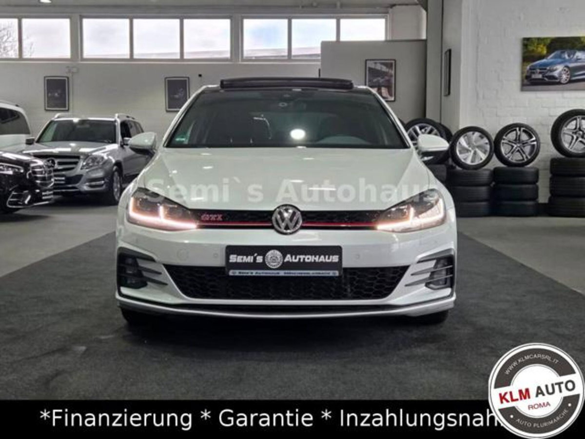 Volkswagen Golf 2.0 tsi GTI MT Ultimate 245cv (2)